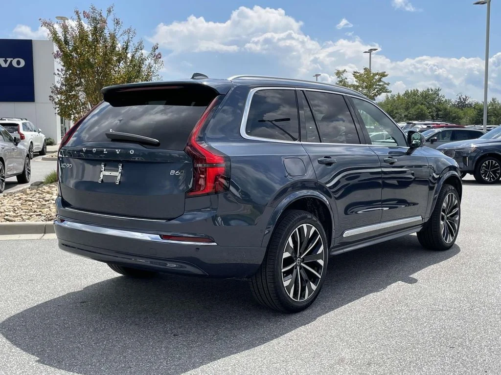 2026 Volvo XC90 Plus - Photo 22