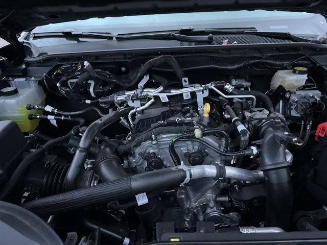 Used 2025 Gray Ford Lariat image 34