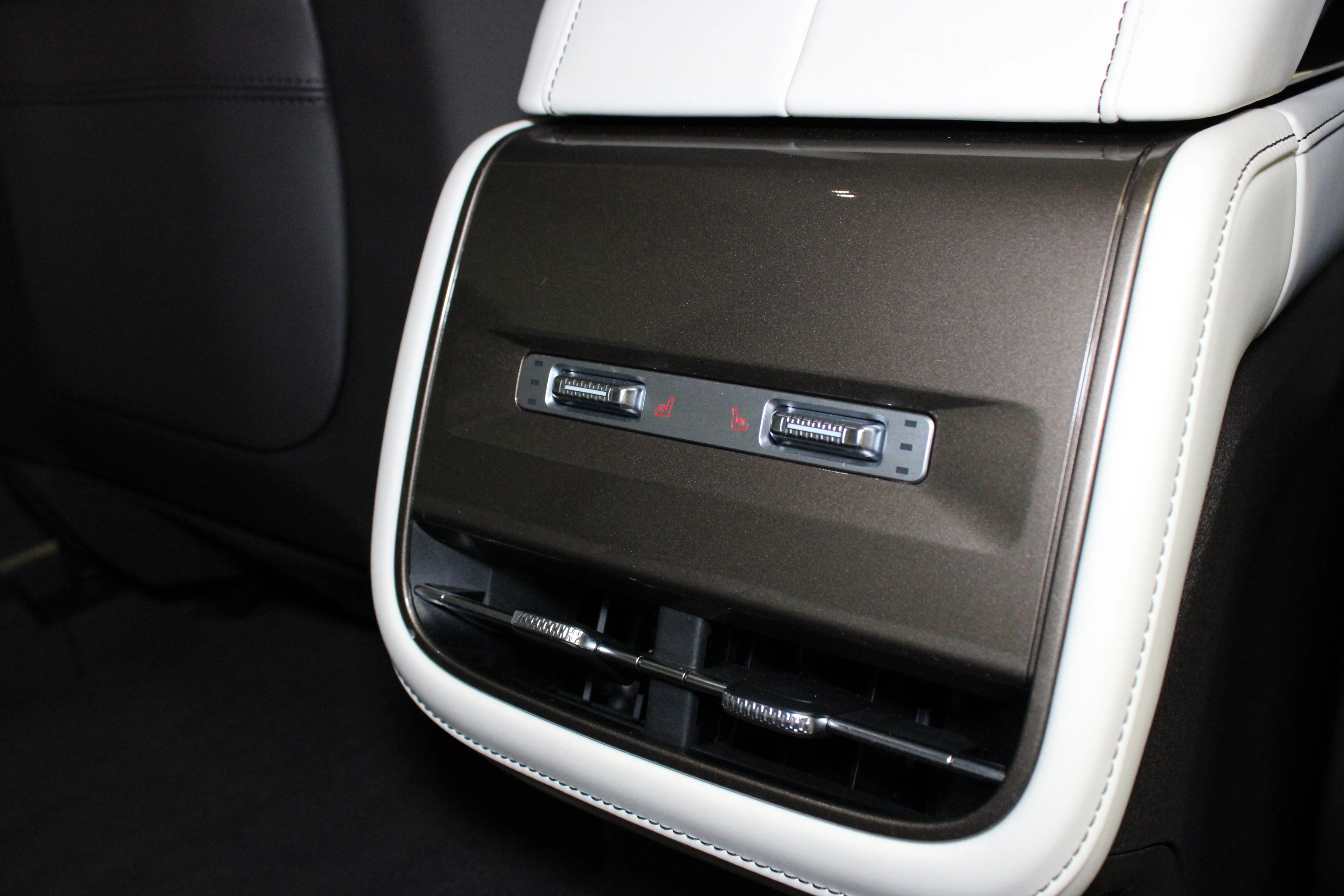 Used 2025 Blue Metallic Lincoln Black Label image 17