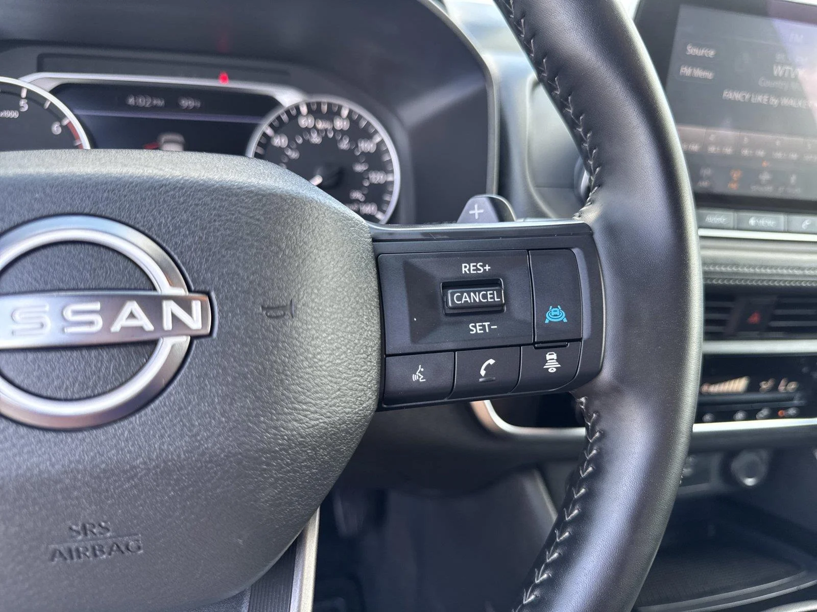 Used 2025 Gun Metallic Nissan SV image 23