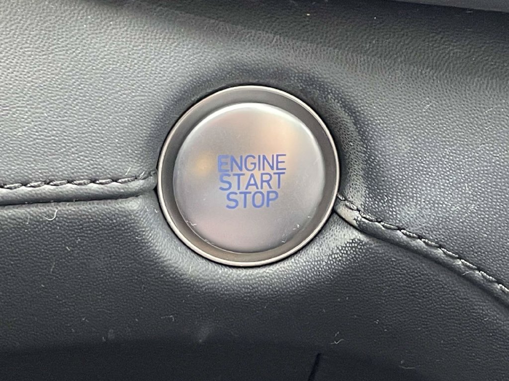 Used 2021 Blue Hyundai SEL image 25