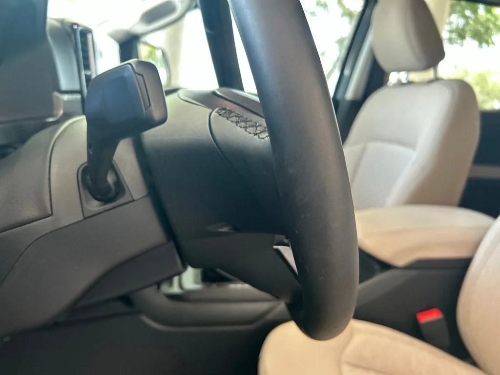 Used 2025 Gray Ford XLT image 38