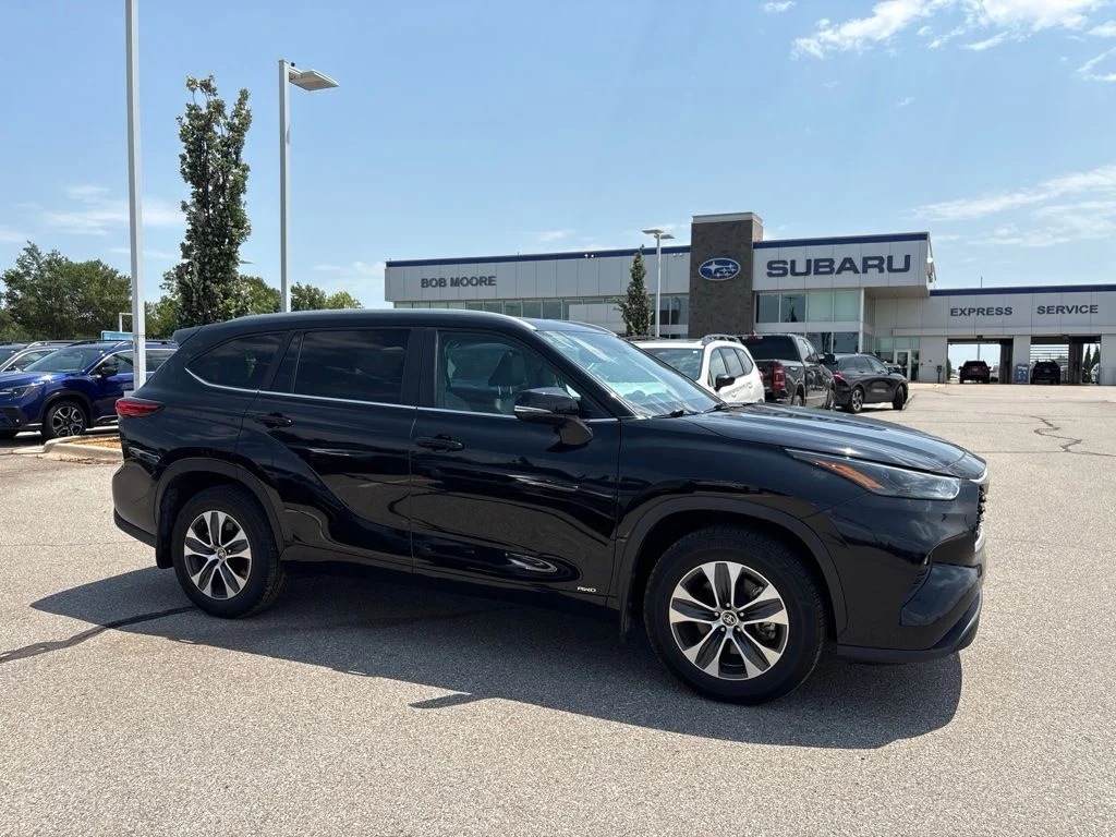 Used 2023 Black Toyota XLE image 1