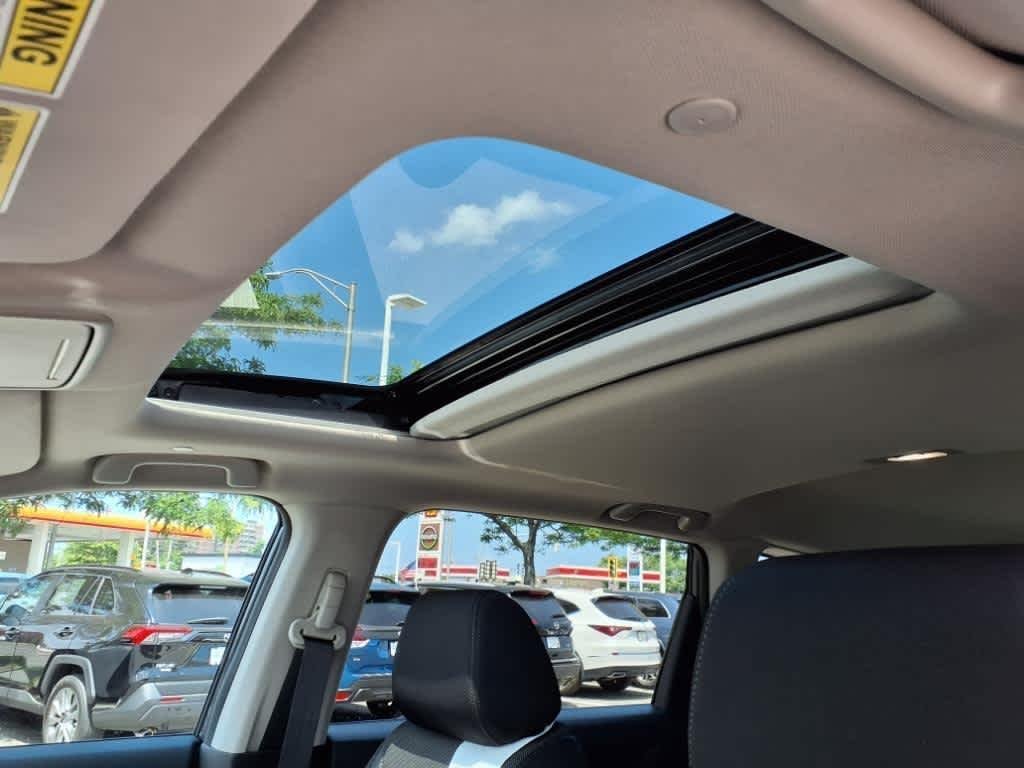 New 2026 Meteorite Gray Metallic Honda EX image 9