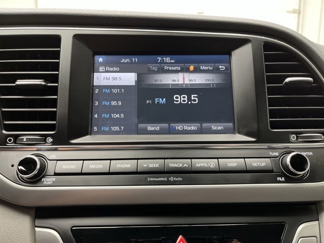 Used 2017 Shale Gray Metallic Hyundai SE image 14