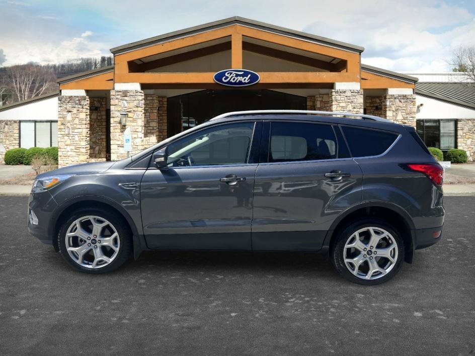 Used 2019 Magnetic Ford Titanium image 7
