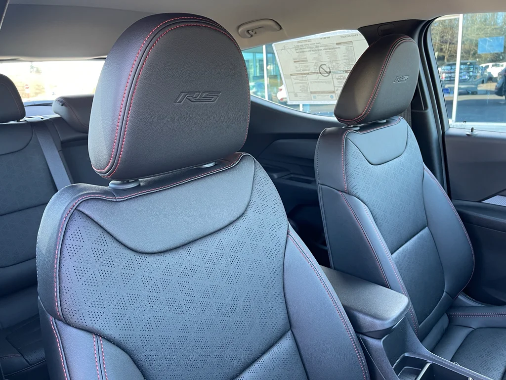 2027 Chevrolet Bolt RS - Photo 29
