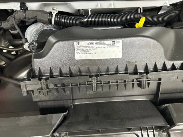 2023 GMC Savana Cargo Work Van - Photo 10