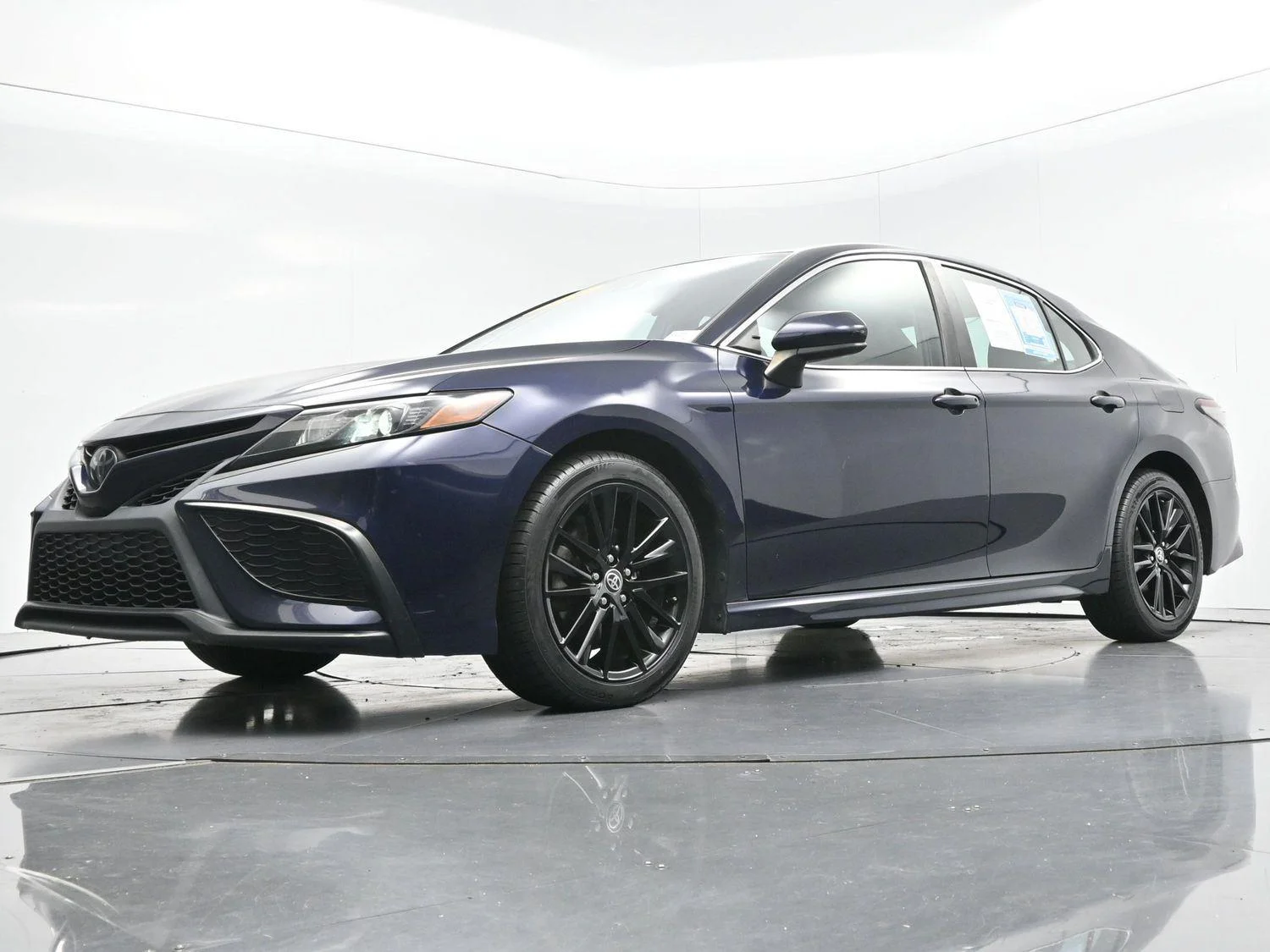Used 2021 Blueprint Toyota SE image 40