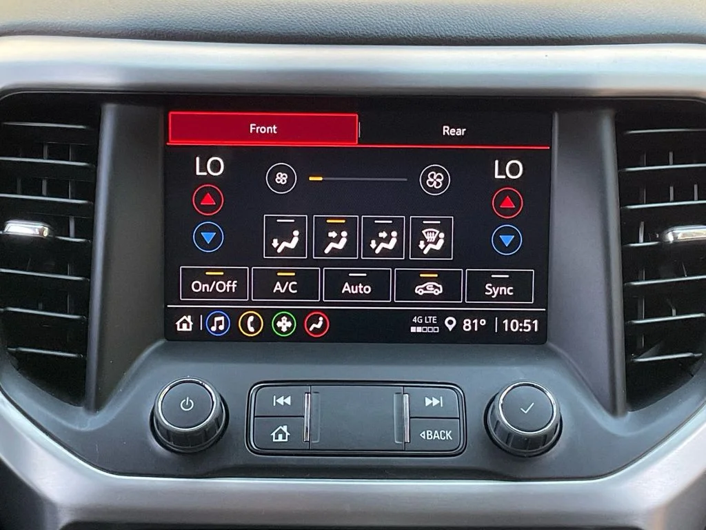 Used 2023 Silver GMC SLE image 24