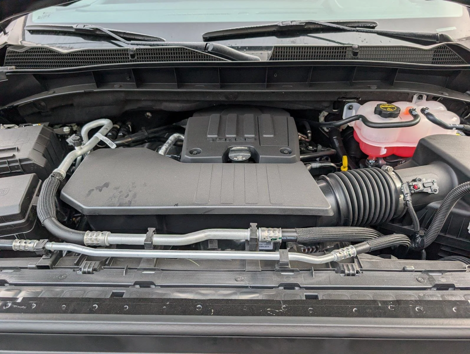 New 2026 Onyx Black GMC Elevation image 13