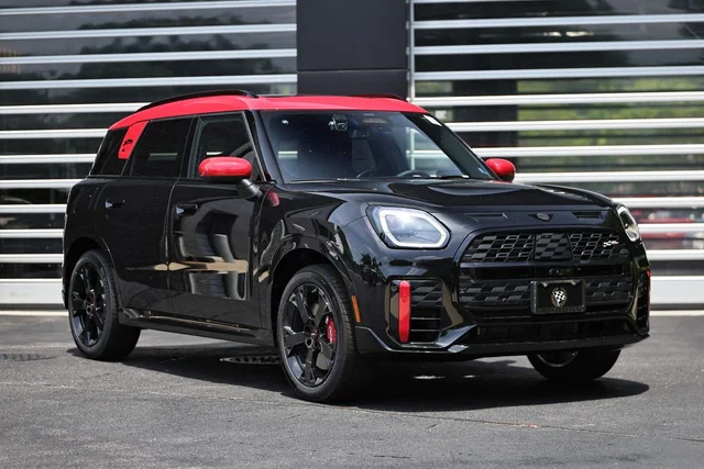 2027 MINI Countryman Iconic