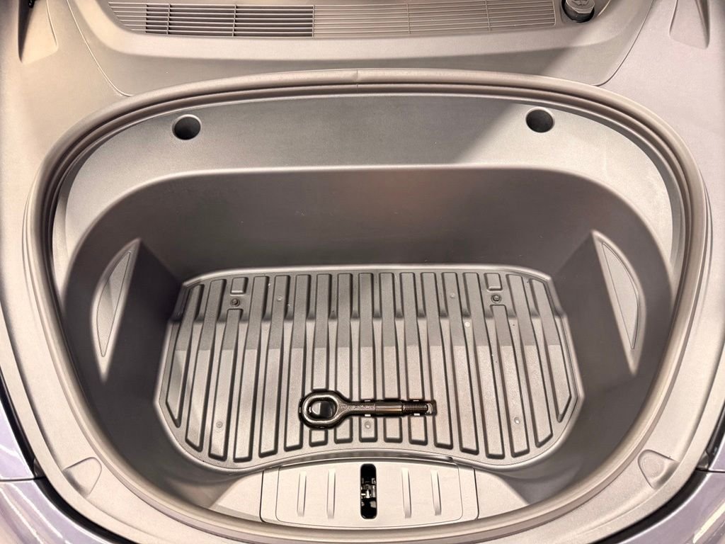 Used 2023 Gray Tesla Base image 6