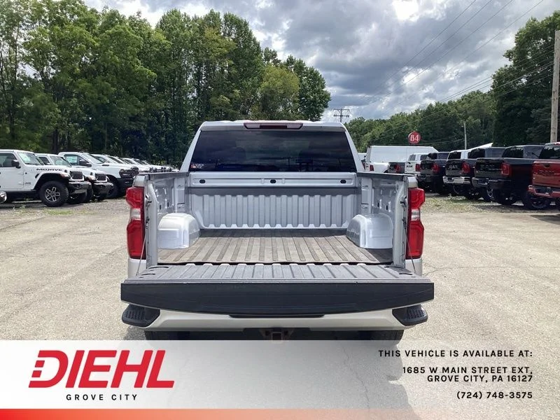 Used 2021 Silver Chevrolet Custom image 14