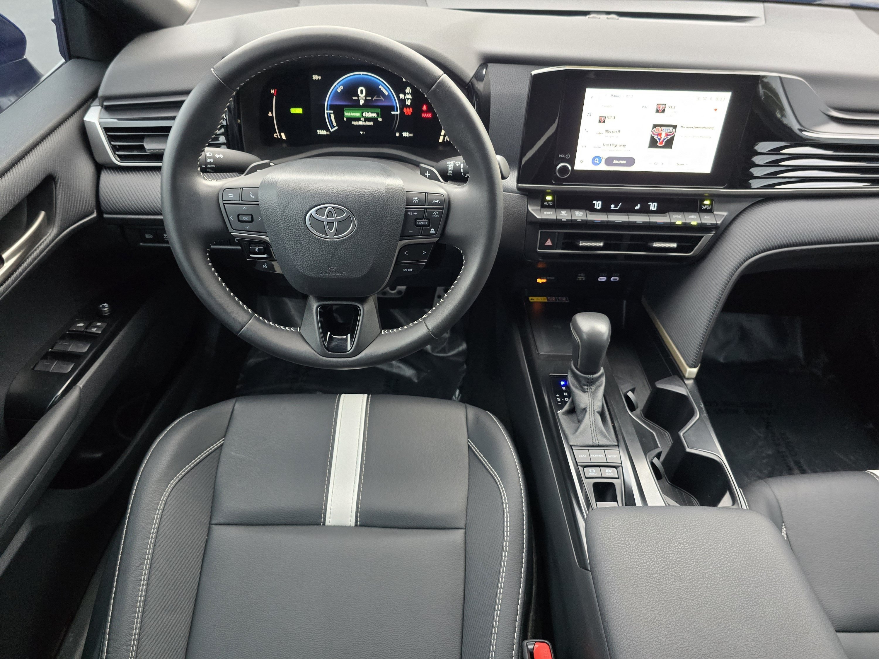 Certified Used 2026 Blue Toyota SE image 5