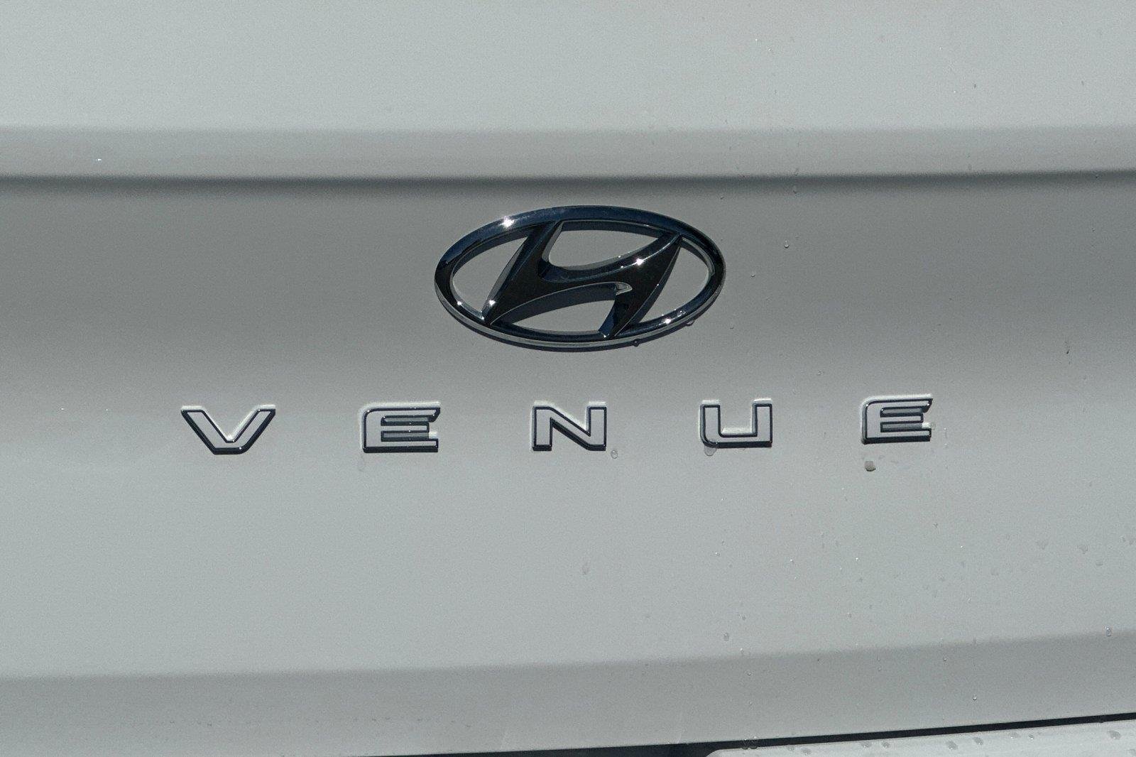 New 2026 Lunar White w/Black Roof Hyundai SEL w/Two-Tone Roof image 54