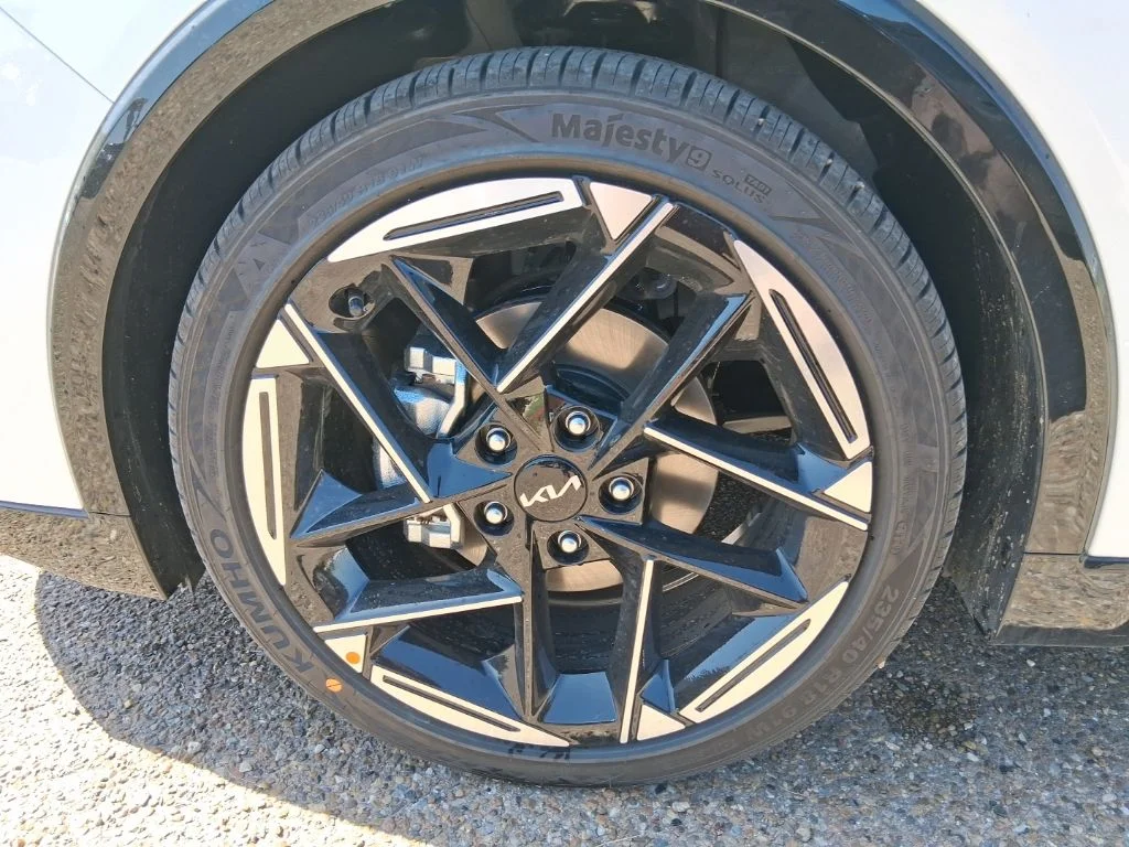 New 2026 White Kia GT-Line image 20