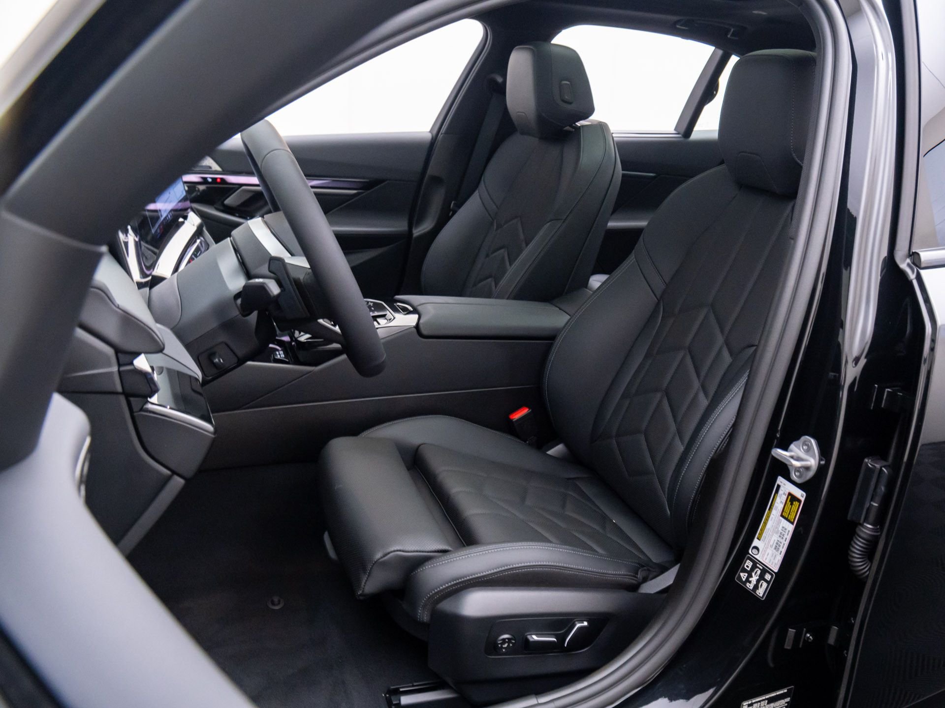 New 2026 Black Sapphire Metallic BMW 530i xDrive image 15