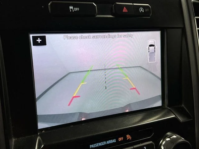 Used 2018  Ford XLT image 16