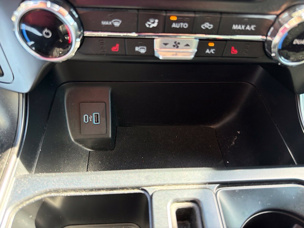Used 2024 White Ford Tremor image 29
