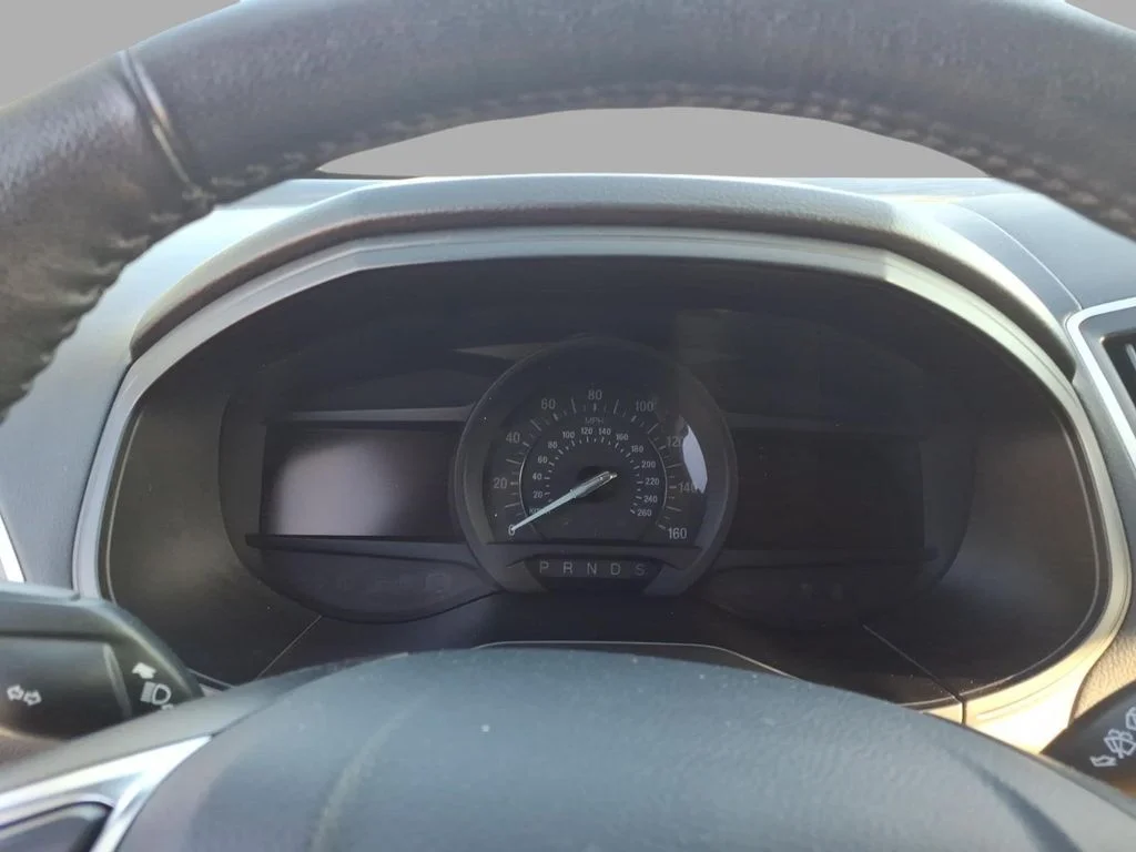 Used 2024 White Ford SEL image 29