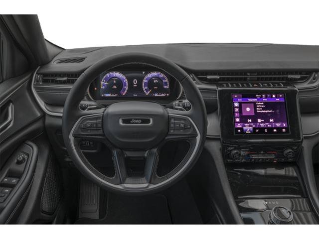 Used 2025 Silver Zynith Jeep Summit Reserve image 9