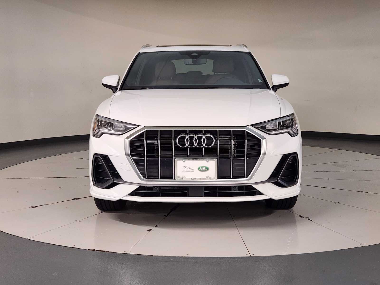 Used 2024 Arkona White Audi S line Premium image 9