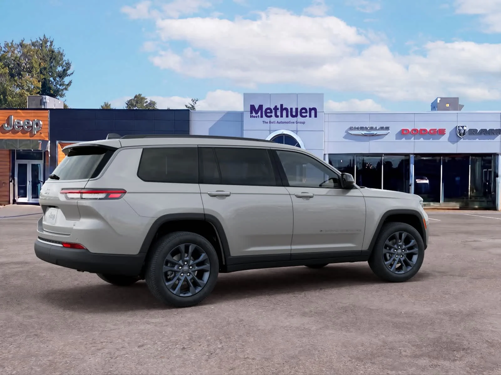 New 2026 Silver Zynith Jeep 85th Anniversary Edition image 4