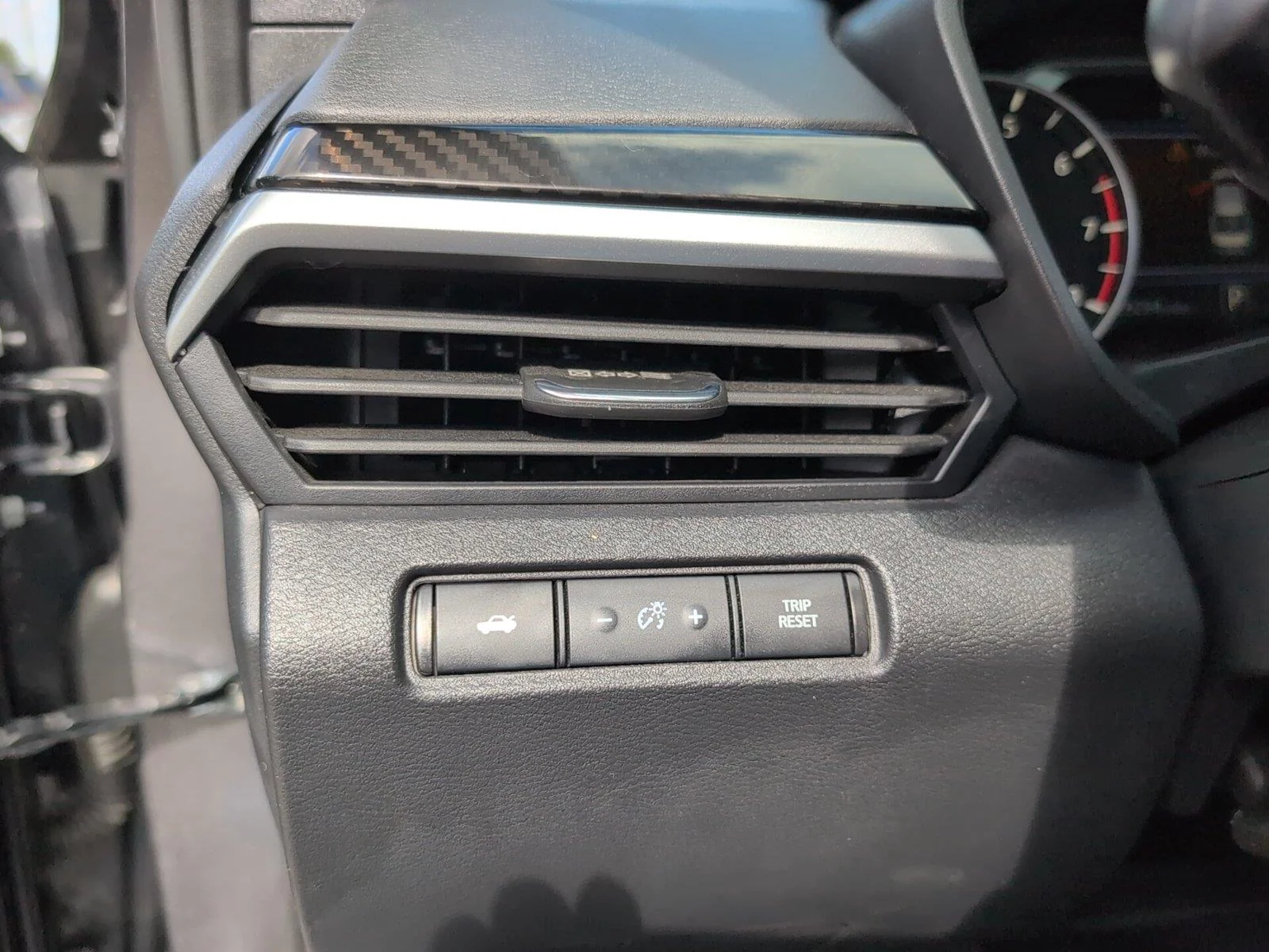 Used 2024 Gun Metallic Nissan 2.5 SR image 31