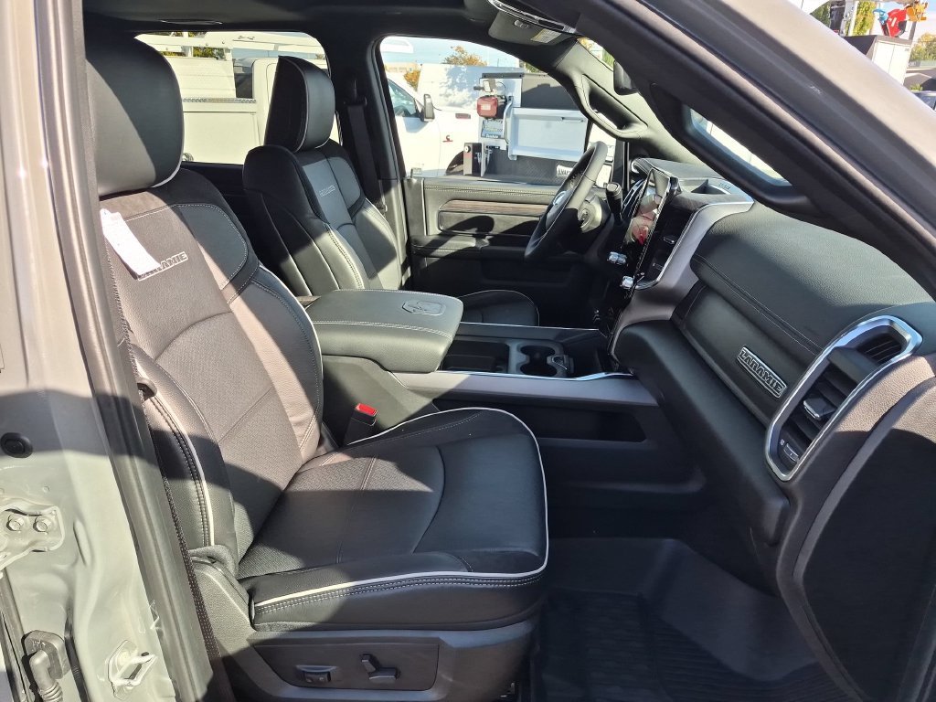 New 2027 Ceramic Gray Clear-Coat Exterior Paint RAM Laramie image 28