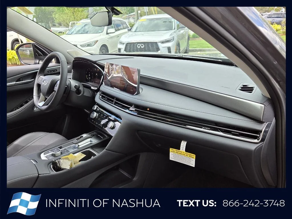 New 2027 GRAPHITE SHADOW INFINITI Luxe AWD image 17