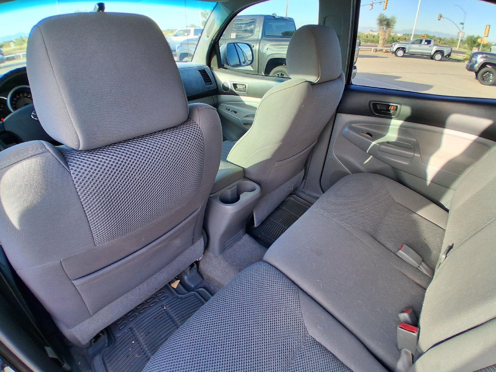 Used 2006 Silver Streak Mica Toyota Base image 17