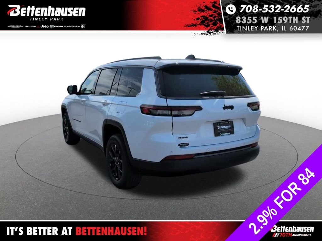New 2026 Bright White Clear-Coat Exterior Paint Jeep Laredo image 9
