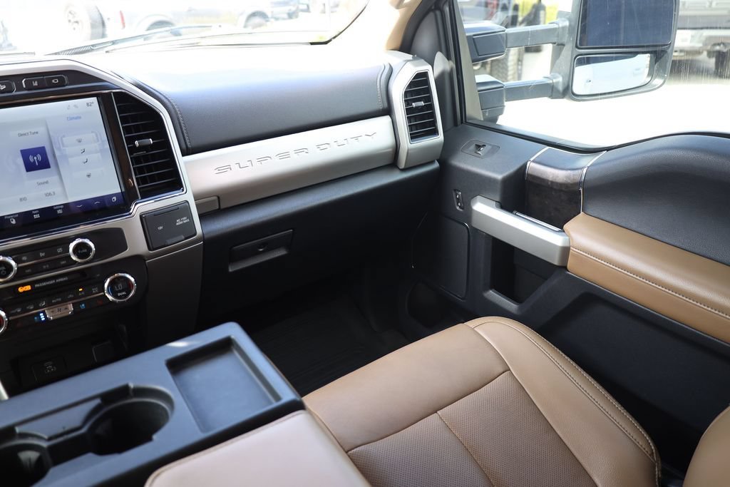 Used 2022 Oxford White Ford LARIAT image 19