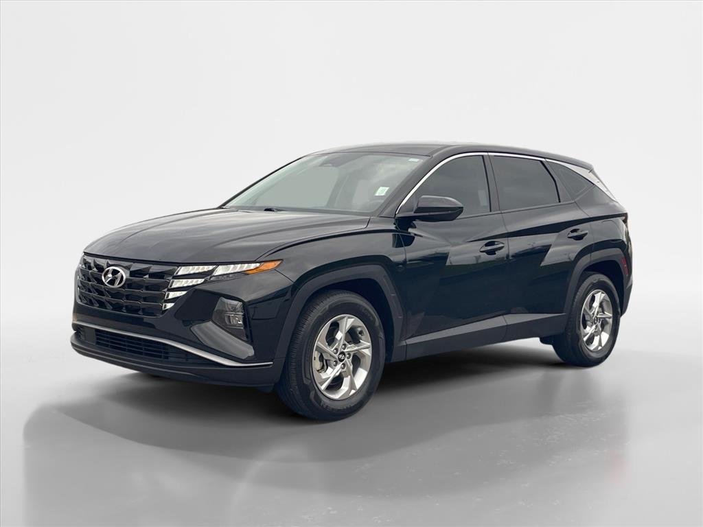 Used 2024 Black Pearl Hyundai SE image 3
