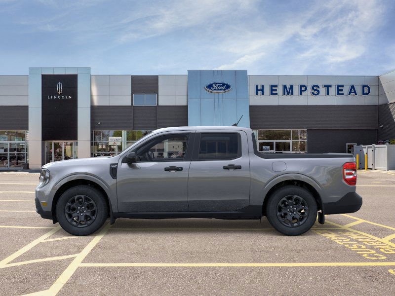 New 2026 Carbonized Gray Metallic Ford XLT image 3