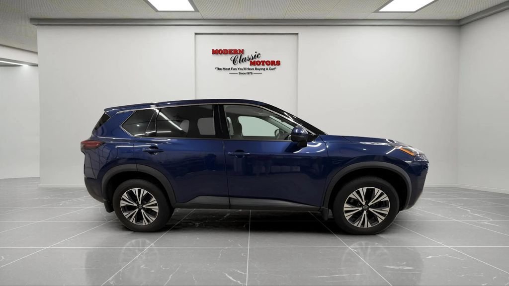 Used 2021 Blue Nissan SV image 10