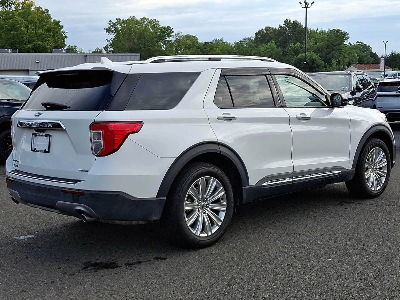 Used 2020 Star White Metallic Tri-Coat Ford Limited image 6
