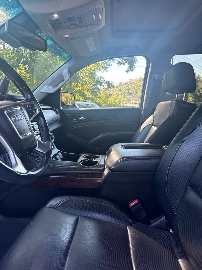 Used 2019 Black GMC SLT image 9