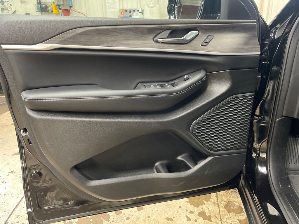 Used 2025 Black Jeep Limited image 15