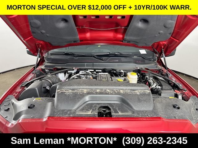 New 2026 Molten Red Pearl-Coat Exterior Paint Ram Laramie image 29