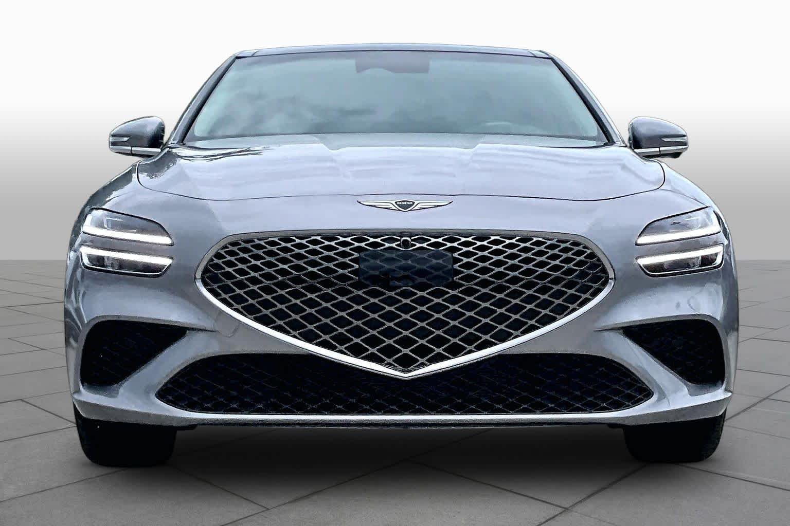 Certified Used 2026 Savile Silver Genesis 2.5T Prestige image 8
