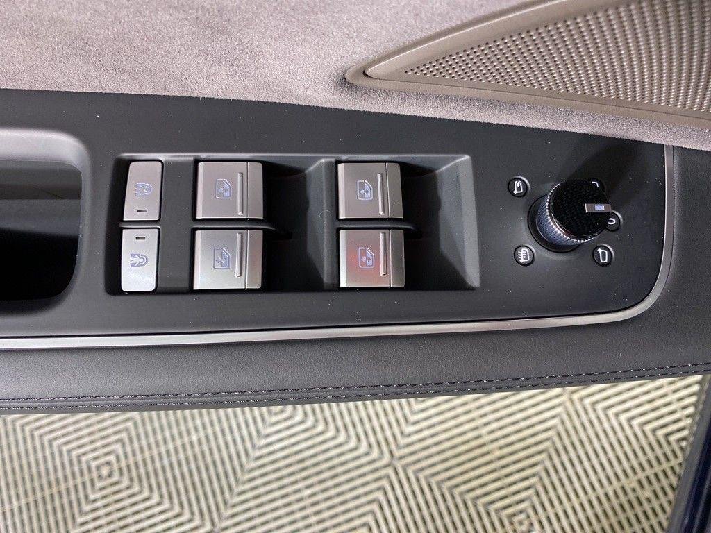 Used 2025 Blue Metallic Audi L 55 image 16