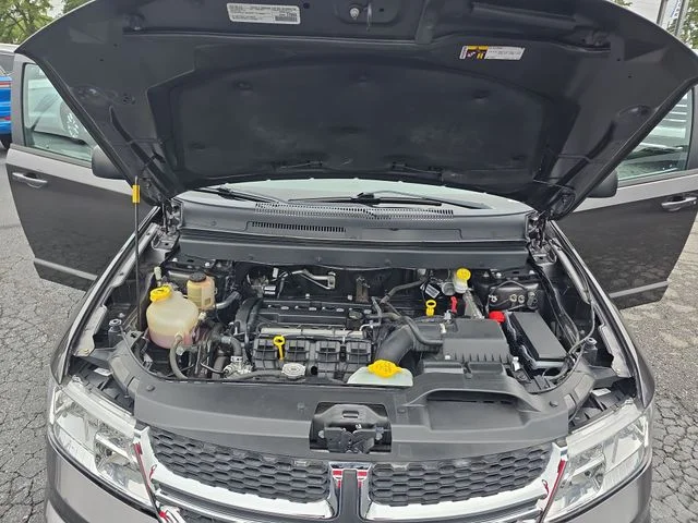 Used 2018 Gray Dodge SE image 31