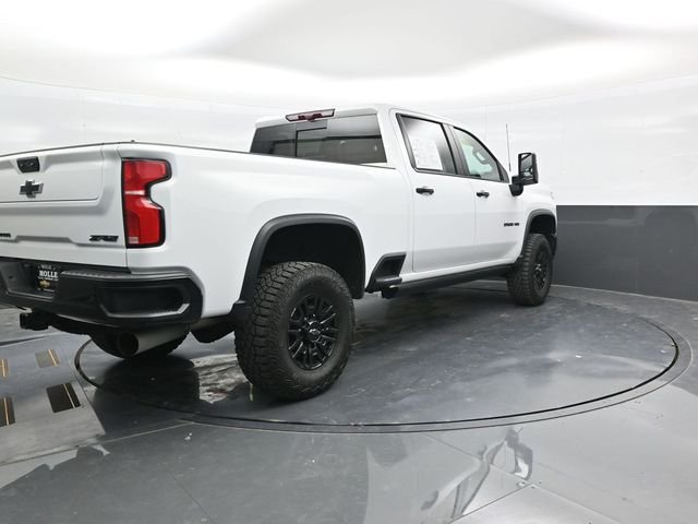 Used 2024 Summit White Chevrolet ZR2 image 36