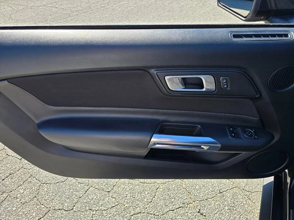 Used 2022 Gray Ford GT image 7