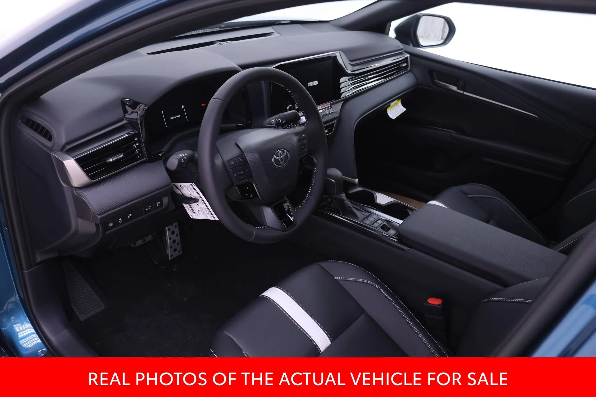 New 2026 Ocean Gem Toyota  SE image 3