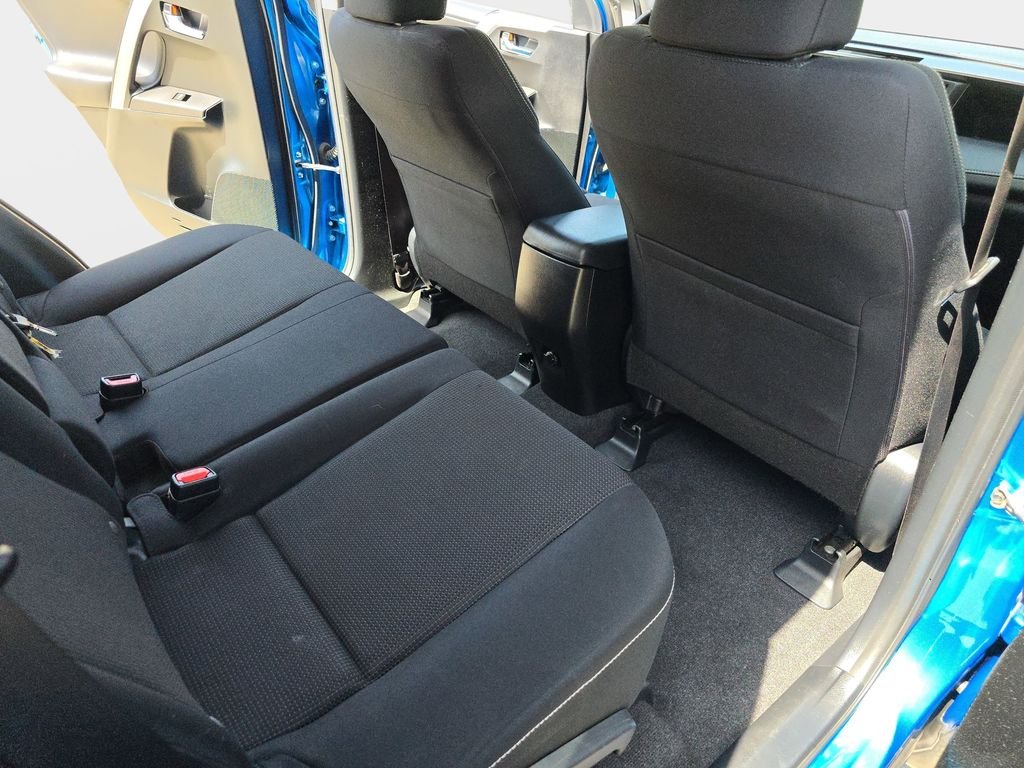 Used 2016  Toyota XLE image 13