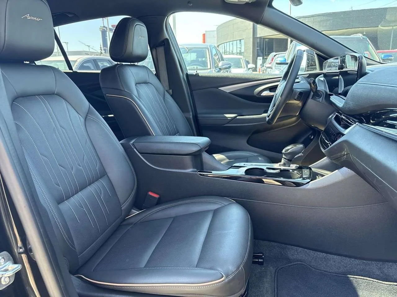 Used 2024 Ebony Twilight Metallic Buick FWD Avenir Dilawri Certified   Local BC   No Accid image 31