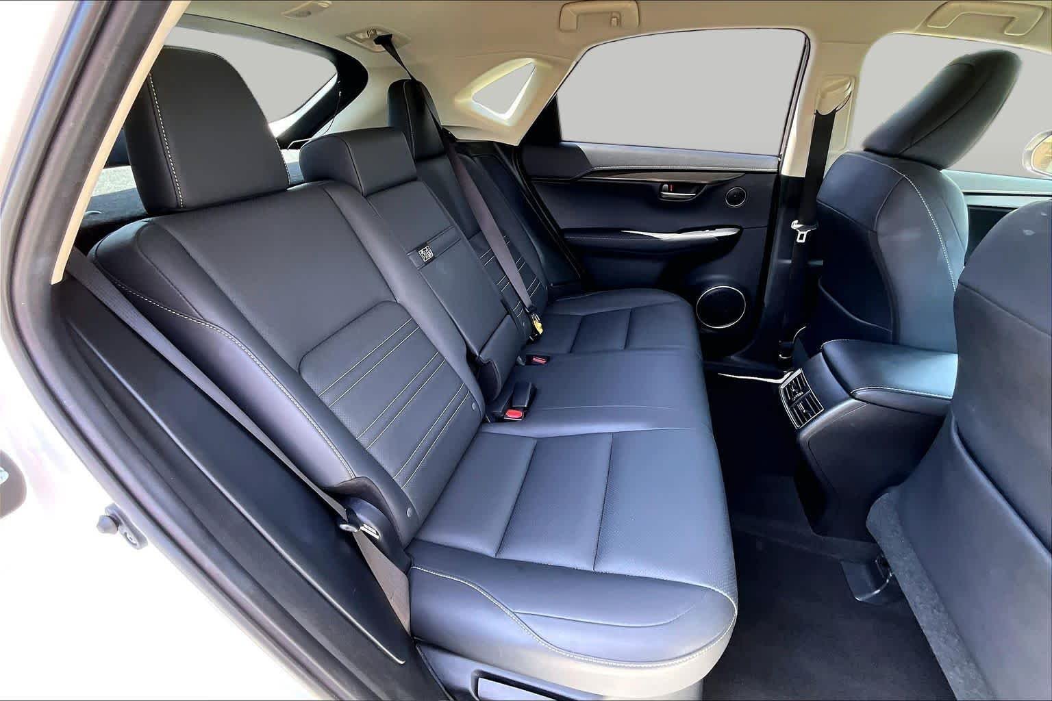 Used 2017 Eminent White Lexus  image 19
